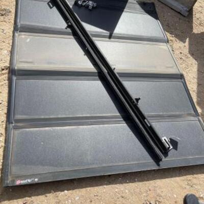 #1360 â€¢ Truck Tonneau Cover & Box