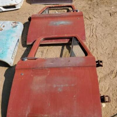 #2022 â€¢ 2 Custom Cab Doors