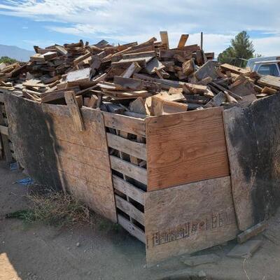 #1706 â€¢ Huge Lot of Scrap Wood