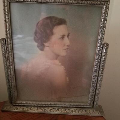 Vintage picture frame