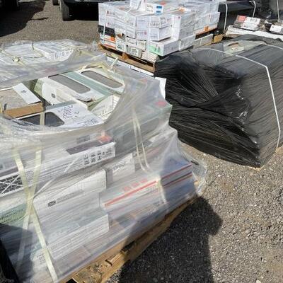 #89002 â€¢ Pallet of Laminate Flooring and Pallet of Tile Surrounding items not included.