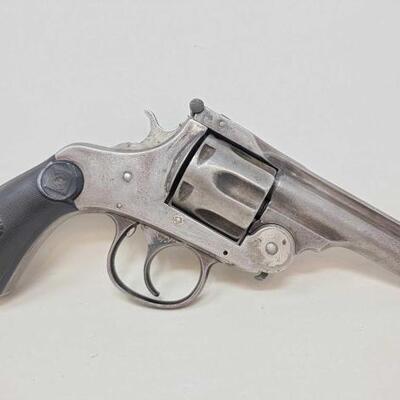 #324 â€¢ Harrington & Richardson Top Break .32 Revolver. Serial Number: D59554 Barrel Length: 3.25".