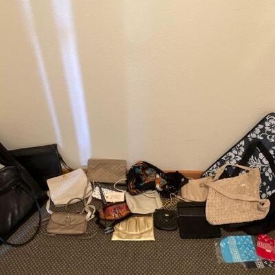 #2808 â€¢ Purses, Wallets and Bags Anne Klein, Liz Claiborne and more. Variety of Sizes and Shapes