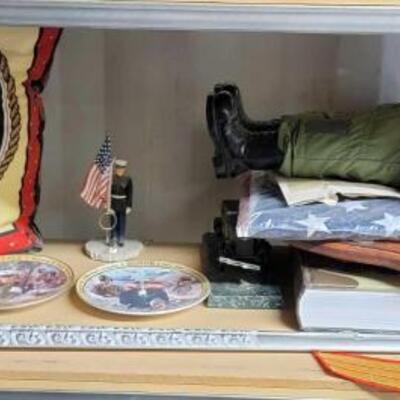 #5522 â€¢ USMC Memorabilia