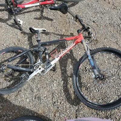 #80214 â€¢ Super Bud Focus Sport Pro FS Bike:Serial Number: 239129005. 