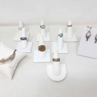 #954 â€¢ 7 Vintage Sterling Silver Rings, Sterling Silver Spur Earrings, Sterling Silver Vodka Decanter Bottle Lable ,5...1984 Rubidoux...