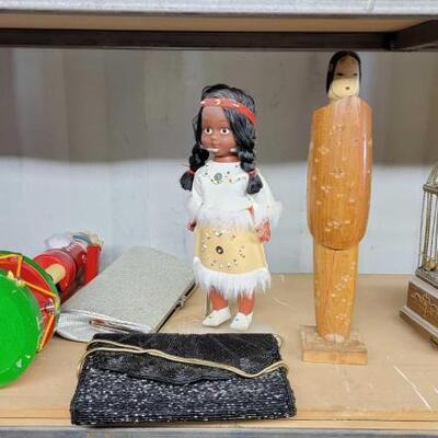 #5530 â€¢ Dolls, Nutcracker, Purses and Decorations