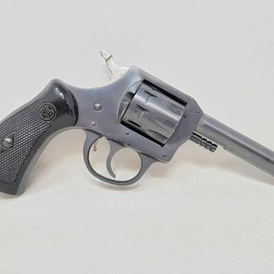 #306 â€¢ H & R Inc. U.S.A. Model 900 .22 Revolver. Serial Number: AF514 Barrel Length: 4". 