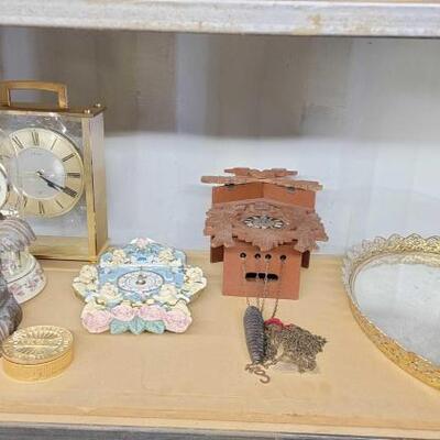 #5540 â€¢ Clocks, Bird Clock and Tray
