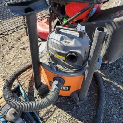 #80104 â€¢ Rigid Heavy Duty Vacuum 6 US Gallons
