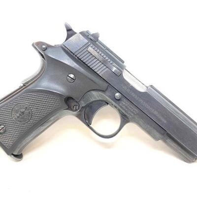 #252 â€¢ Llama Gabilondo y Cia Victoria .380 Semi-Auto Pistol. CA OK, NO CA SHIPPING 

Serial Number: B42911
Barrel Length: 3.75"...