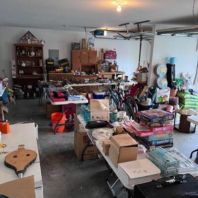Estate sale photo