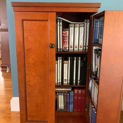 Storage cabinet