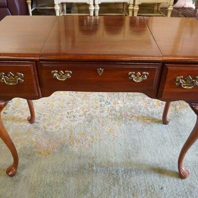 1229	AMERICAN DREW VANITY TABLE HAS A FLIP UP MIRROR, & 2 DRAWERS, 40 1/2 IN W, 18 3/8 IN DEEP, 30 IN H 
