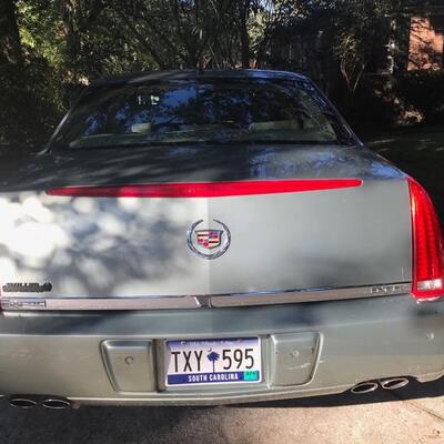  luxury fully loaded 2007 Cadillac DTS in the color Silk with cream leather upholstery with the low mileage of 42000 $10,000