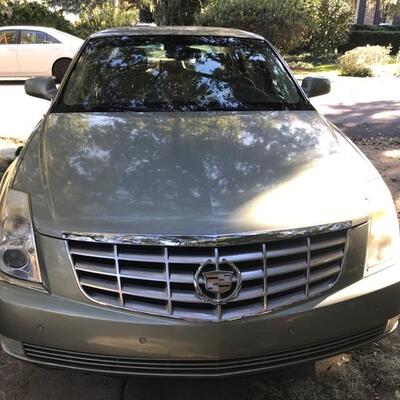  luxury fully loaded 2007 Cadillac DTS in the color Silk with cream leather upholstery with the low mileage of 42000 $10,000