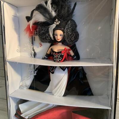 NIB Masquerade Gala Illusion Barbie
