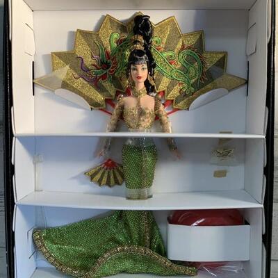 NIB Fantasy Goddess of Asia Barbie 
 Ltd. Edition
Description
First in a Series of Limited Edition International Barbie Dolls by Bob...