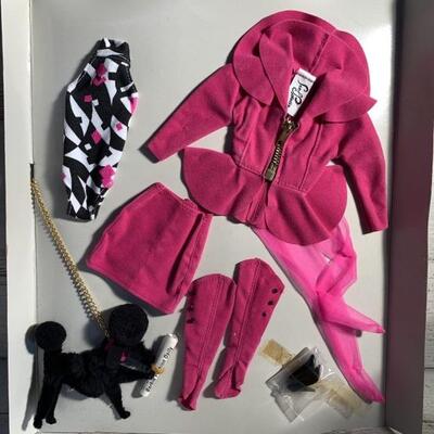 NIB Barbie Fifth Avenue Style Fashion Outfit 