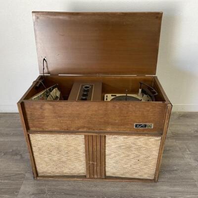 Mid Century V-M Model 570 Stereo Console
