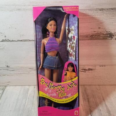 NIB 1998 Butterfly Art Kira Barbie
