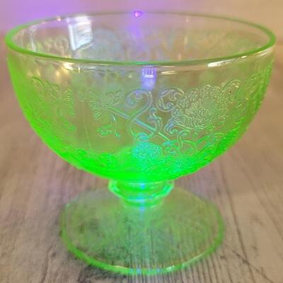 (6) Vaseline Depression Glass Sherbet Glasses