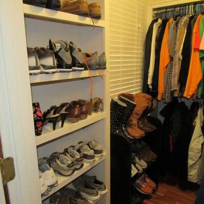 Shoes- mens size 9, ladies size7.5