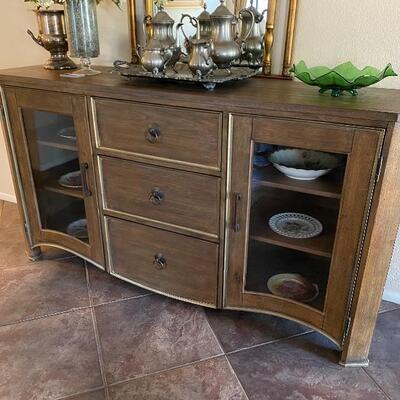 entryway furniture