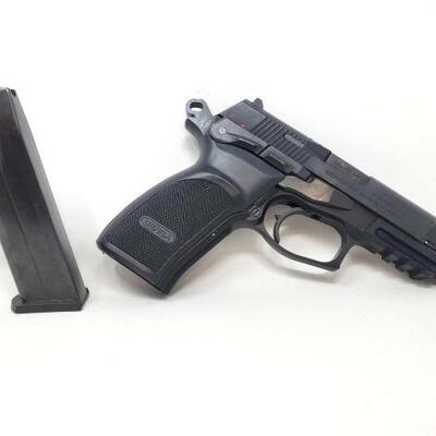 #1014 â€¢ Bersa SA Thunder 40 Pro 40 S&W Semi-Auto Pistol: CA OK, NO CA SHIPPING 

Serial Number: A19987
Barrel Length: 4

California...