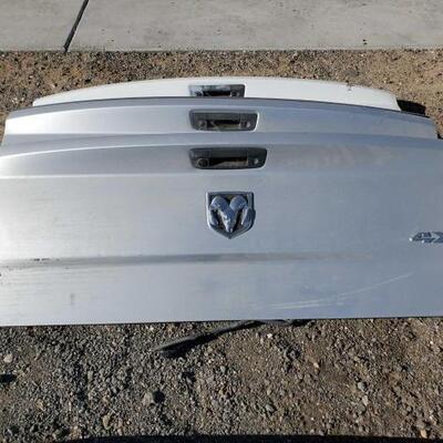 #500 â€¢ (3) Dodge Tailgates with Backup Cameras: (4) Dodge Tailgates with Backup Cameras. 