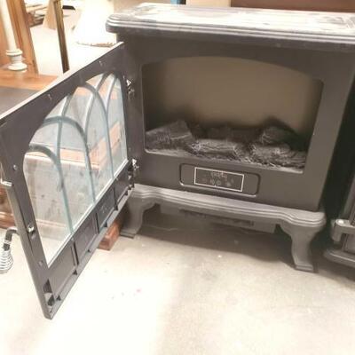 #2858 â€¢ (2) Fireplaces: Left Measures: 21"Ã—10"Ã—23.5" Right Measures: 25"Ã—12"Ã—23.5". 