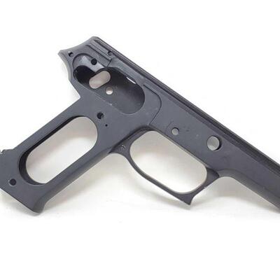 1090	

Sig Sauer Frame Only
Serial Number: G114555
3-495