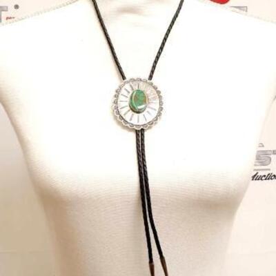 #700 â€¢ Vintage Western Oval Bolo Tie With Turquoise Stone-55.9g.Weighs Approx 55.9g