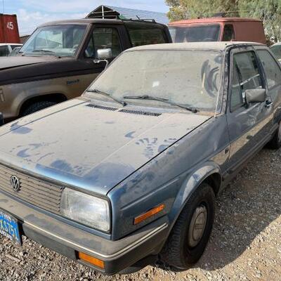 #420 â€¢ 1986 Volkswagen Jetta:Year: 1986
Make: Volkswagen
Model: Jetta
Vehicle Type: Passenger Car
Mileage:
Plate:
Body Type: 2 Door...