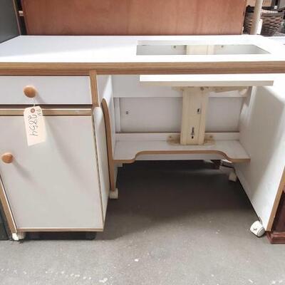 #2854 â€¢ Portable Sewing Machine Table Measures Approx: 41.75"Ã—19.5"Ã—30".