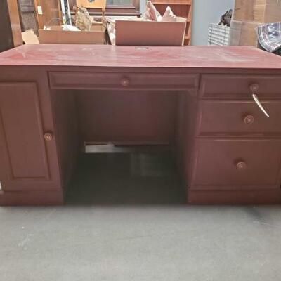 #2876 â€¢ Office Desk Measures Approx: 60"Ã—30"Ã—30"