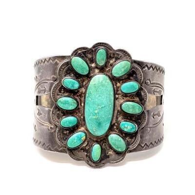 #626 â€¢ Native American Sterling Silver Jewelry: Native American Sterling Silver Jewelry 59.3g Stamped Sterling Silver.