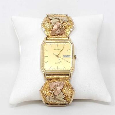 #2160 â€¢ 10k Black Hills Gold Pulsar Quarts Wrist Watch #2160 â€¢Includes Original Box.
