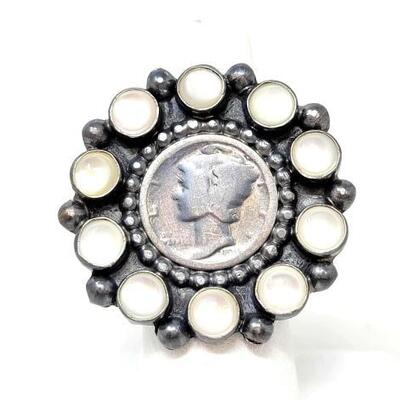 #640 â€¢ Special Native American Navajo Mother Of Pearl Mercury Dime Sterling Silver Ring: Here we have an astonishing Navajo silver...