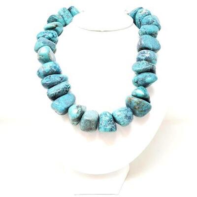 #680 â€¢ Sterling Silver Tubule Native American Navajo Turquoise Boulder Necklace- 323.4Here we have an incredible Navajo necklace having...