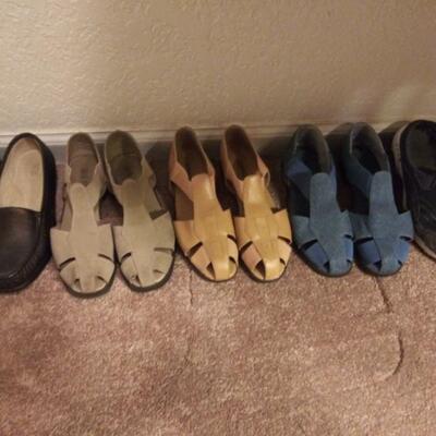 Look comfy, come try them on!