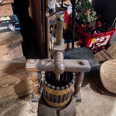 Estate sale photo