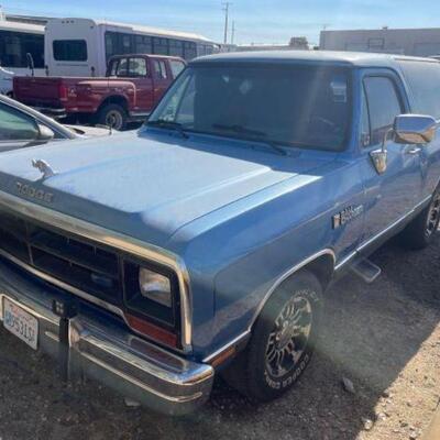 #352 â€¢ 1990 Dodge RamCharger Year: 1990
Make: Dodge
Model: RamCharger
Vehicle Type: Multipurpose Vehicle (MPV)
Mileage: 181316
Body...