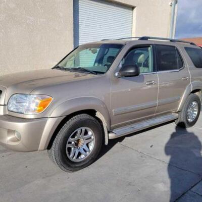 #200 â€¢ 2005 Toyota Sequoia: Year: 2005
Make: Toyota
Model: Sequoia
Vehicle Type: Multipurpose Vehicle (MPV)
Mileage: 210636
Plate:...