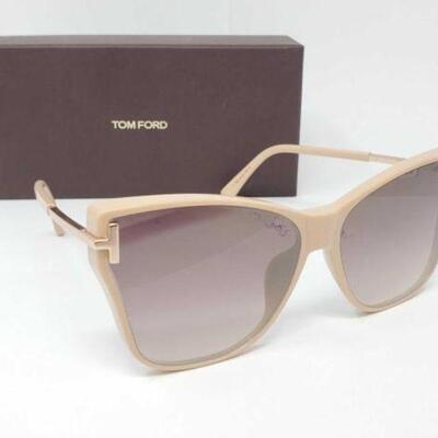 #1472 â€¢ Tom Ford Sunglasses With Original Box
