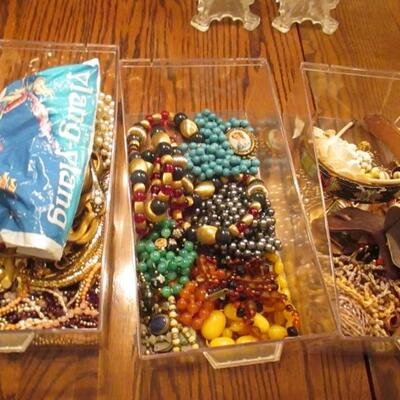 Tons of Jewelry 