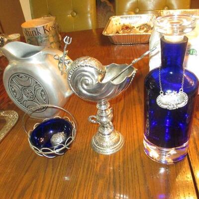 Tons of Vintage Collectibles 