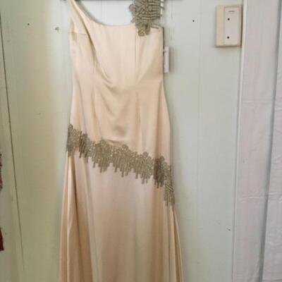 Designer gown created by Sondra Falk, XS SZ4