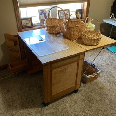Sewing table