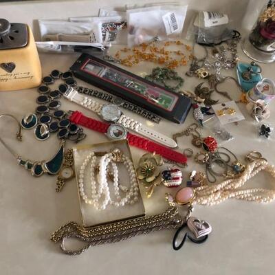 Assorted Jewelry Lot $40 